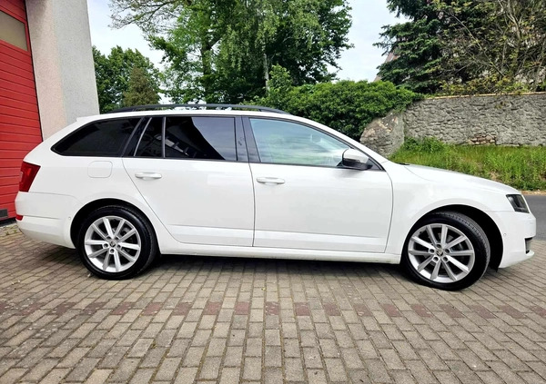 Skoda Octavia cena 43900 przebieg: 181000, rok produkcji 2013 z Ścinawa małe 781